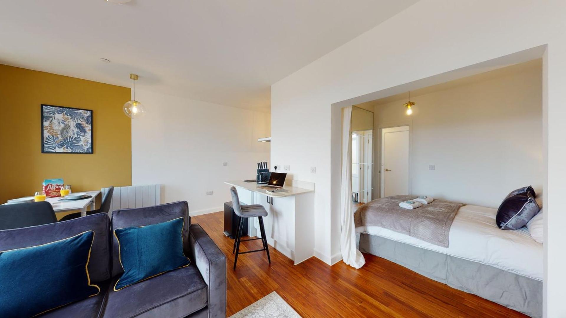Studio Apartment With 65" Smart Tv Newport  Dış mekan fotoğraf