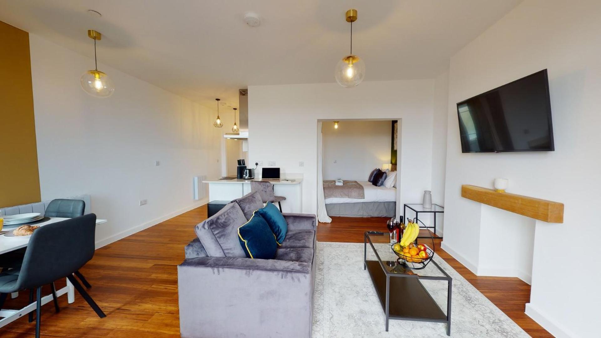 Studio Apartment With 65" Smart Tv Newport  Dış mekan fotoğraf