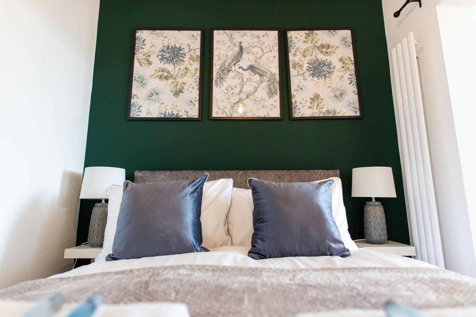 Studio Apartment With 65" Smart Tv Newport  Dış mekan fotoğraf